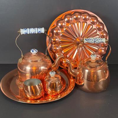 LOT 103: Copper Tea Kettles/Pots, a Creamer and Sugar Bowl and Wall/Jello Mold