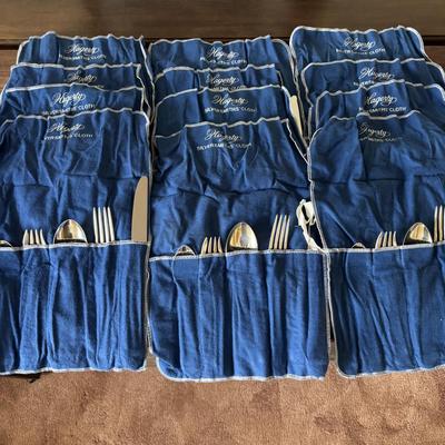 LOT:106: Reed and Barton Sterling Silver Flatware and Serving Set - Service of 12 plus Serving Pieces over 3,0000 Grams!