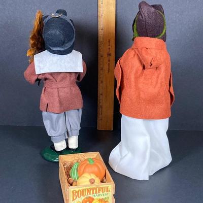 LOT 164: Vintage Byers' Choice Ltd Pilgrims Collection
