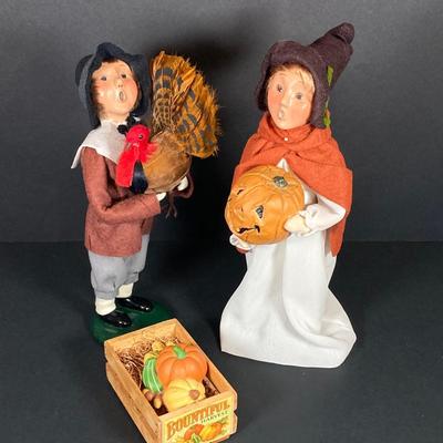 LOT 164: Vintage Byers' Choice Ltd Pilgrims Collection