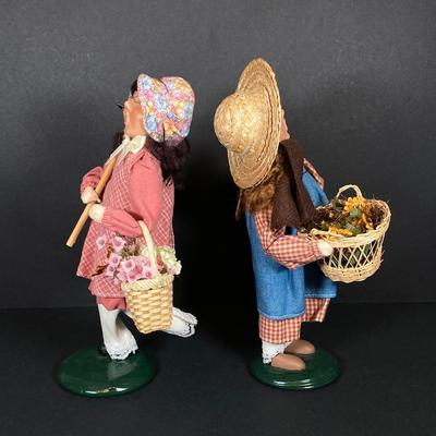 LOT 165: Byers' Choice Ltd Betsy Ross with US Flag, Girl with Straw Hat /Basket and Girl with Rake, Flower Basket