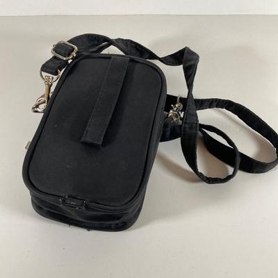 LOT 168: Vintage Camera / Equipment Collection - Canon, Kalimar, Kodak, Konica Minolta, Disney Mickey Mouse Case and More