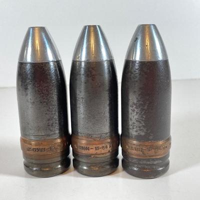 LOT 170: Three Vintage Military Rounds, Bugle Horn, Miniature Canon (Italy) and The Civil War State by State Book