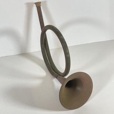 LOT 170: Three Vintage Military Rounds, Bugle Horn, Miniature Canon (Italy) and The Civil War State by State Book