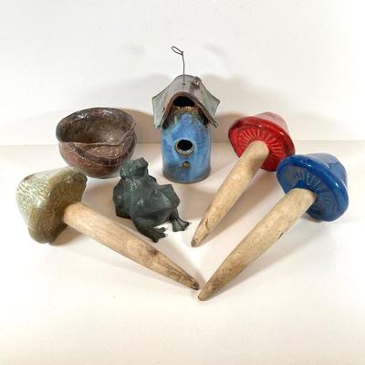 LOT 172: Pottery and Garden Collection - Mushroom Stakes, Birdhouse, Brass Frog and More