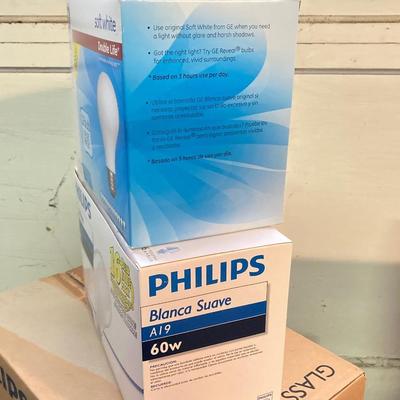 LOT 175: Large Lot of Light Bulbs - Phillips Soft White 60w and GE Soft White 60w