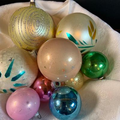 LOT:192: Large Assortment of Mercury Glass and Other Vintage Christmas Ornaments