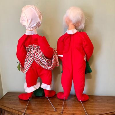 LOT 204: Extra Large Annalee Mr and Mrs Claus Dolls