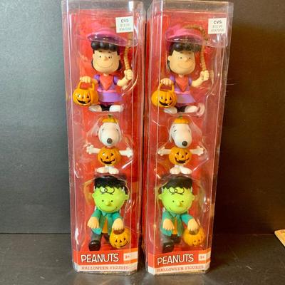 LOT 208: Autumn Decor Featuring Ceramic Pilgrim Head and Hands, Lefton Witch on Pumpkin Lighted Figure, Peanuts Halloween Figures, Salt...