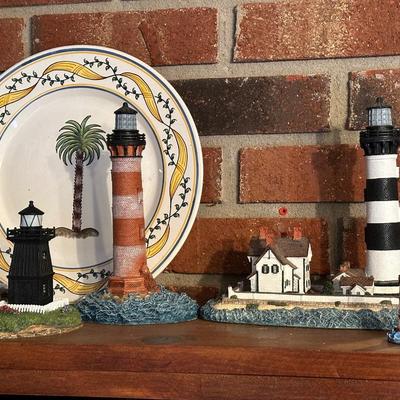 Lighthouse Figurine Display Celebrating The Beauty & Picturesque Views of Coastal South Carolina