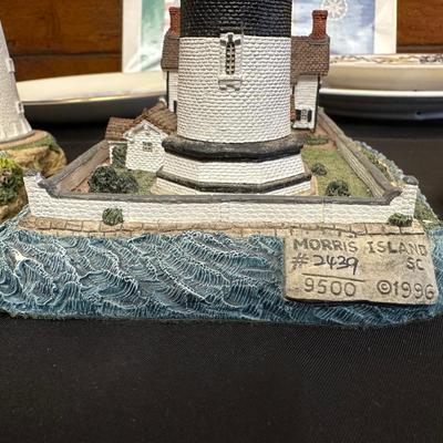 Lighthouse Figurine Display Celebrating The Beauty & Picturesque Views of Coastal South Carolina