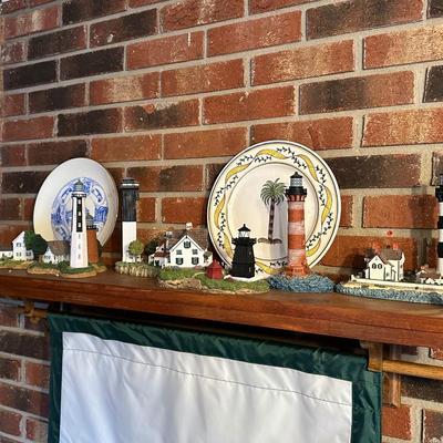 Lighthouse Figurine Display Celebrating The Beauty & Picturesque Views of Coastal South Carolina