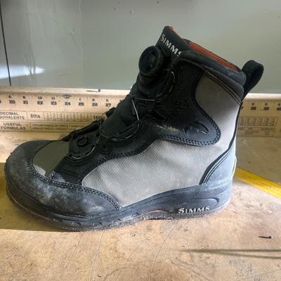 Simms Felt Sole Wading Boots Size 10 (B2-MG)