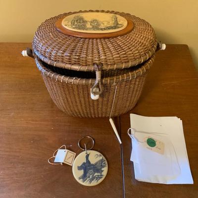 Lot of scrimshaw items of Ships and Lighthouse