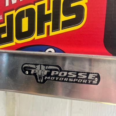 Pit Posse Aluminum Wall Mount Shop Towel Holder (B2-MG)