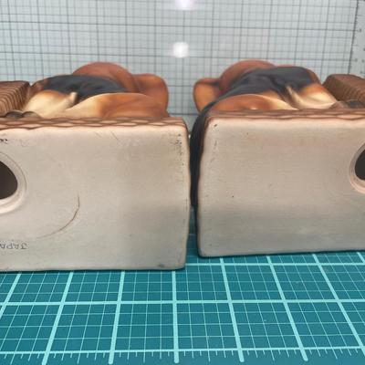 Japan dog book ends
