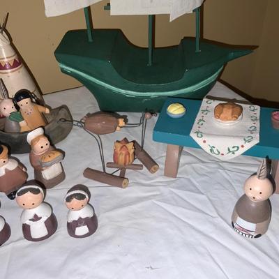 Lot of Thanksgiving village