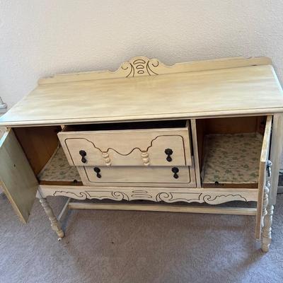 Vintage buffet
