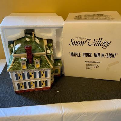 Dept. 56 Snow Village Maple Ridge Inn