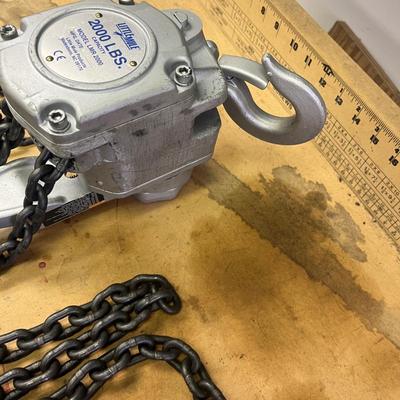 Little Mule 2000-Pound Capacity Level Chain Hoist (B2-MG)