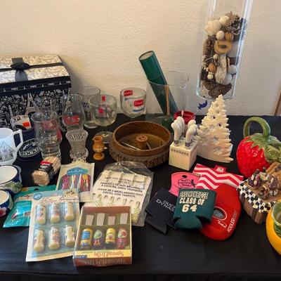 Paris box, party decor & glasses