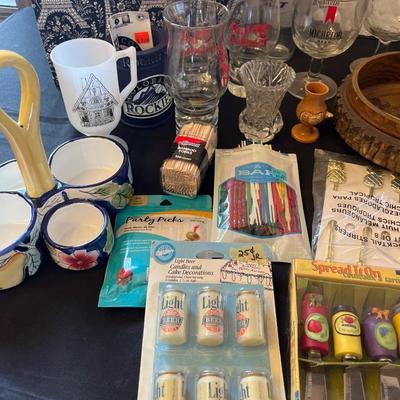 Paris box, party decor & glasses