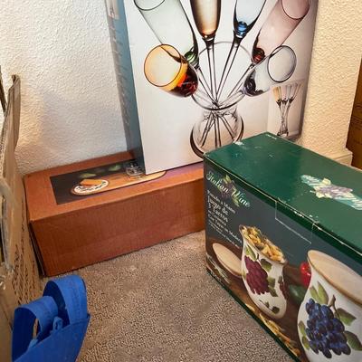 Large treasure lot