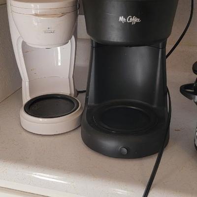 Coffee related items, GPX undercounter radio
