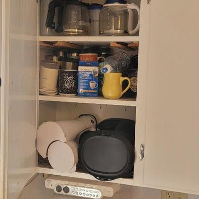 Coffee related items, GPX undercounter radio