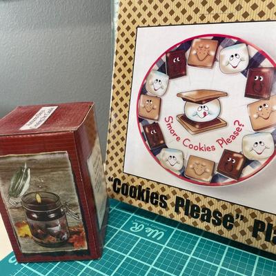 Small gifts including candle, plate and more