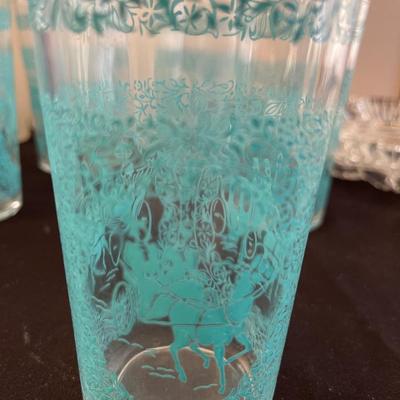 7 Libbey horse & carriage & 10 frosted iced tea glasses