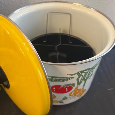 Enamelware & vintage server