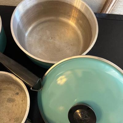 Vintage Club Cookware