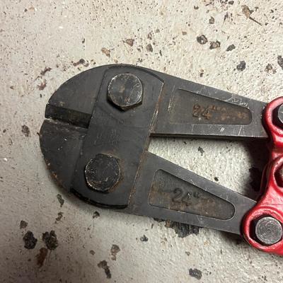 Bolt cutters, Chains & Locks (B2-MG)