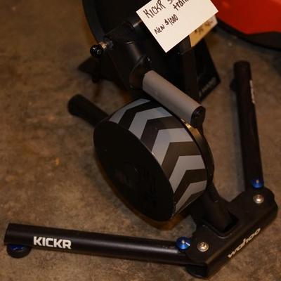 WAHOO KICKR SMART TRAINER K5