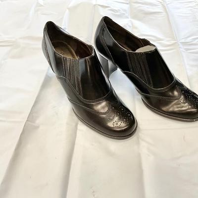 Lot A 684 Efienne Aigner Lot