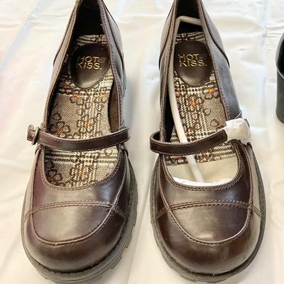 Lot A 690. Anne Klein Sport / Cole Haan / Hot Kiss / Bandolino