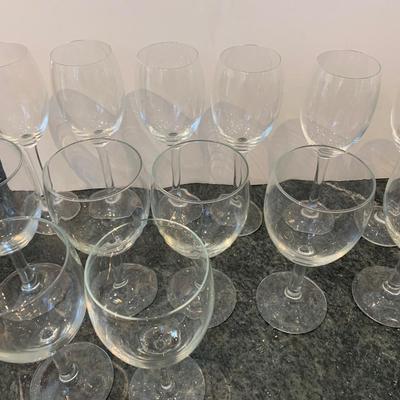 Wine Glasses Lot