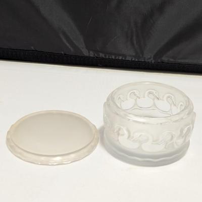 Lalique Swan Powder Bowl & Lid Signed #38 (DR)
