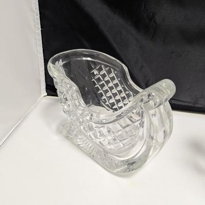 Glass Sleigh Dome & Crystal Vase #40 (DR)