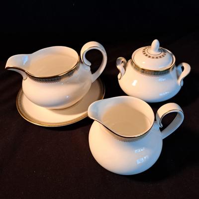 Royal Doulton "Clarendon" China Setting for 12 (BD-SD)