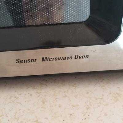 Stainless GE Microwave (K-BBL)
