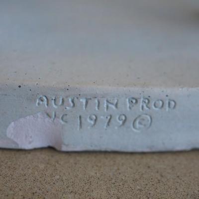 VTG DAVID FISHER AUSTIN CLAY FIGURINE GROUPING OF FAMILY