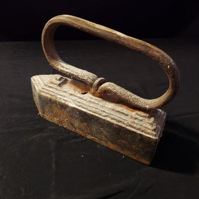 Cast Iron Antique Iron and More (K-BBL)