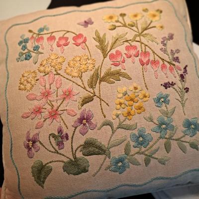 Collection of Hand-Embroidered Crewel Pillows & Linens (BD-SD)