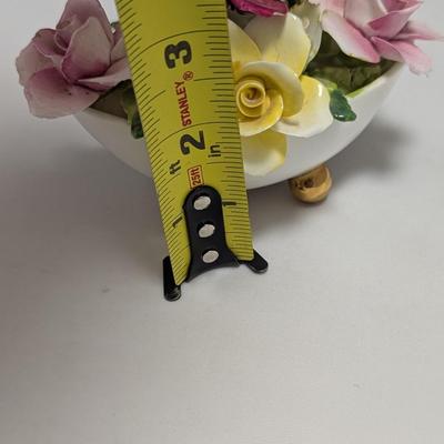 Fine Bone China Crown Staffordshire Flower Arrangement & English Flower Arrangement (DR)