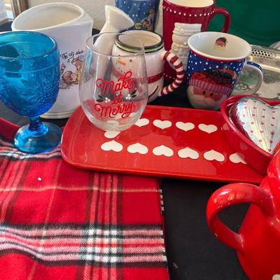 Xmas, Valentine & more decor