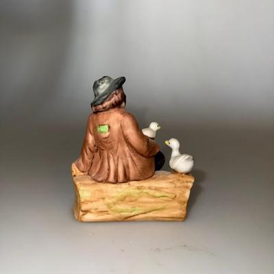 Emmett Kelly Hobo Clown Flambro Collection "Sitting On A Log"