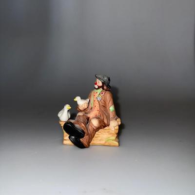 Emmett Kelly Hobo Clown Flambro Collection "Sitting On A Log"