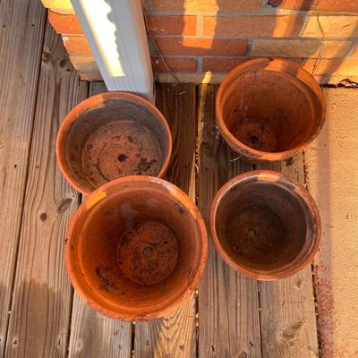 Wind Chimes, Bird Houses & Terracotta Pots (Y-RG)